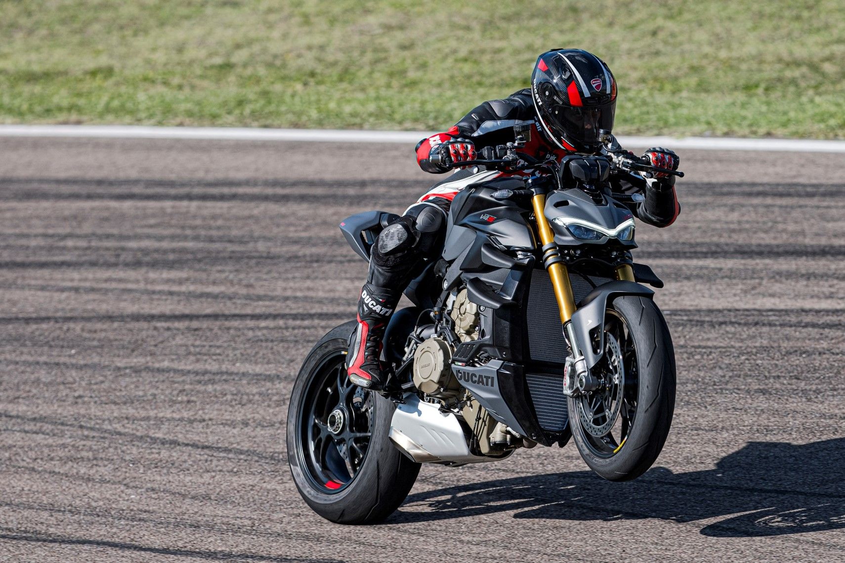 2023 Ducati Streetfighter V4/V4 SP2 Is The Zurg Of The Superbike World