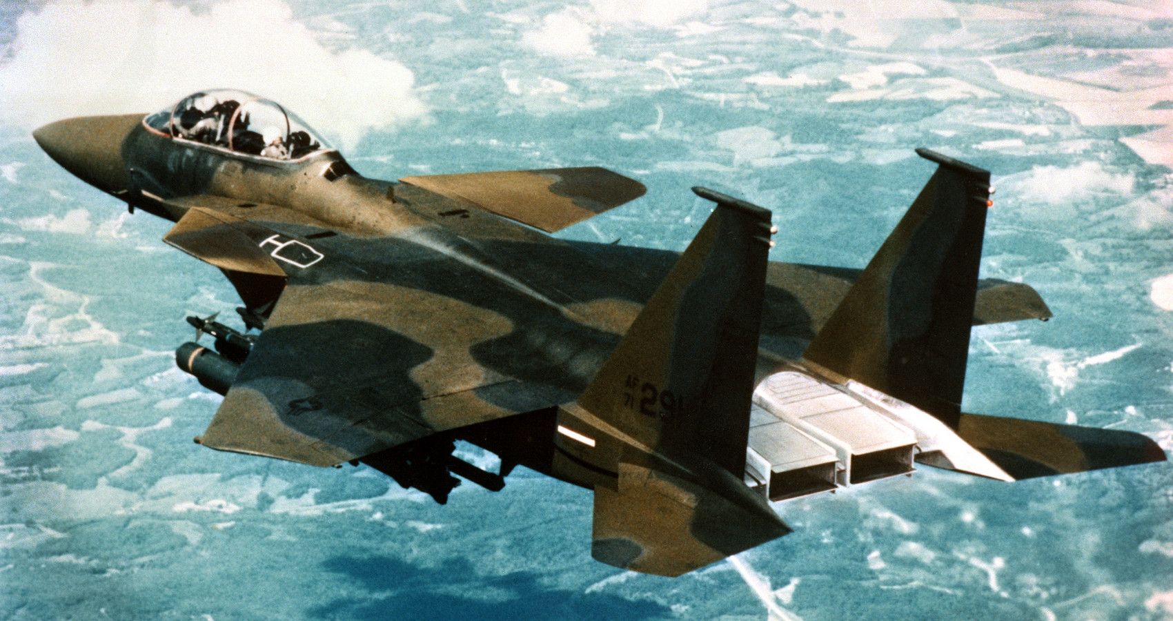 McDonnell Douglas F-15 STOL - Rear view