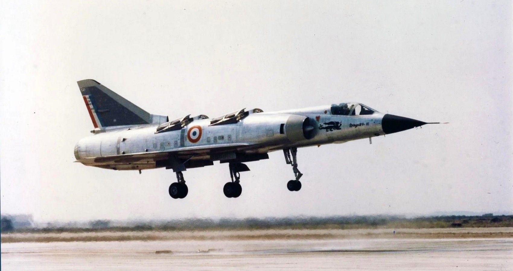 Mirage III V - Side