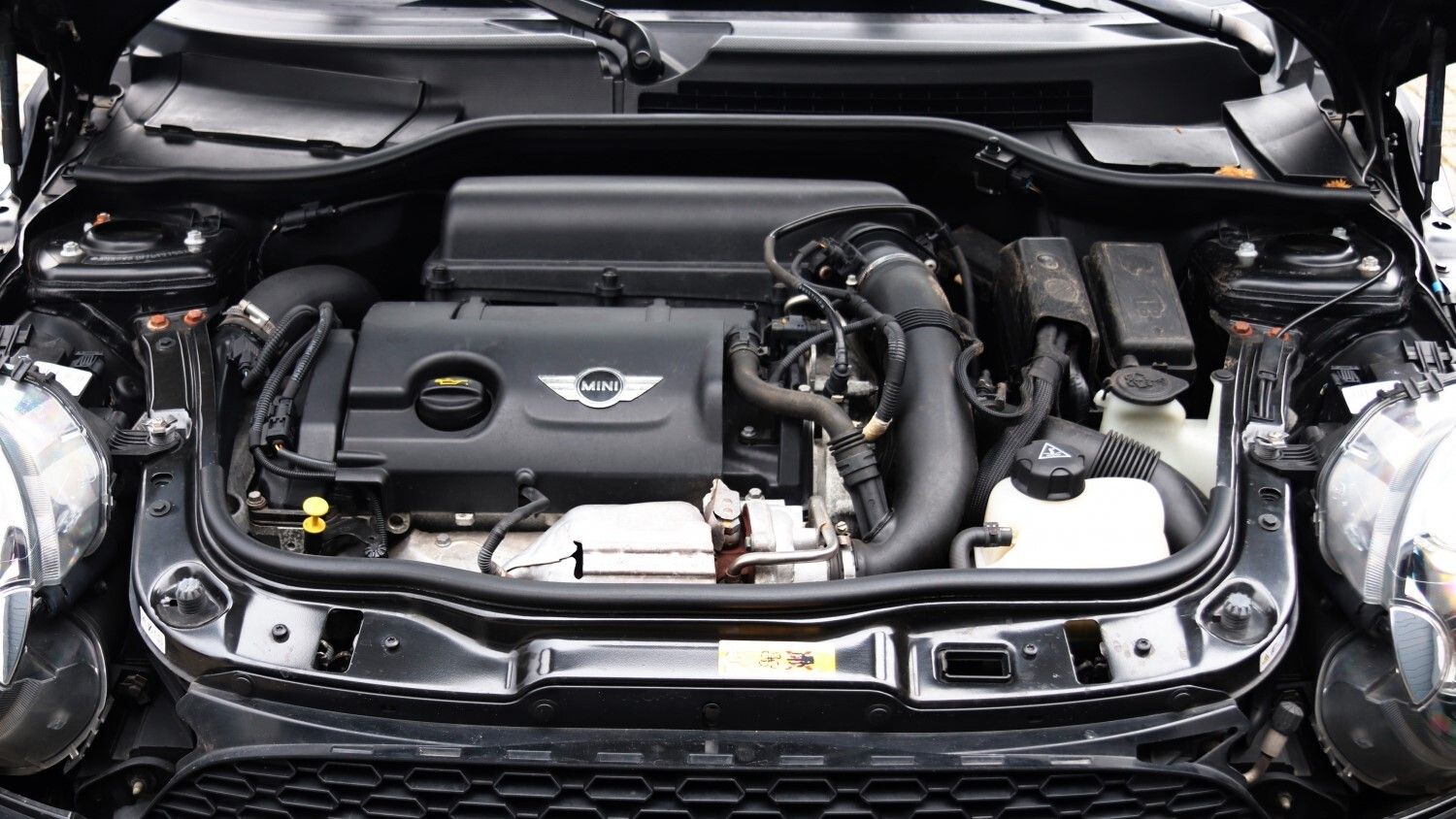 R56 Mini Cooper S engine