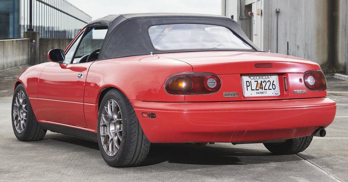1992 Mazda MX-5 Miata Parked