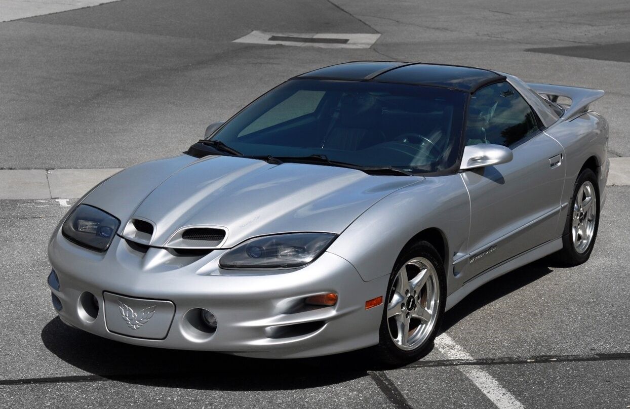 10 Coupes That Used To Be Different... Now They're Just Weird