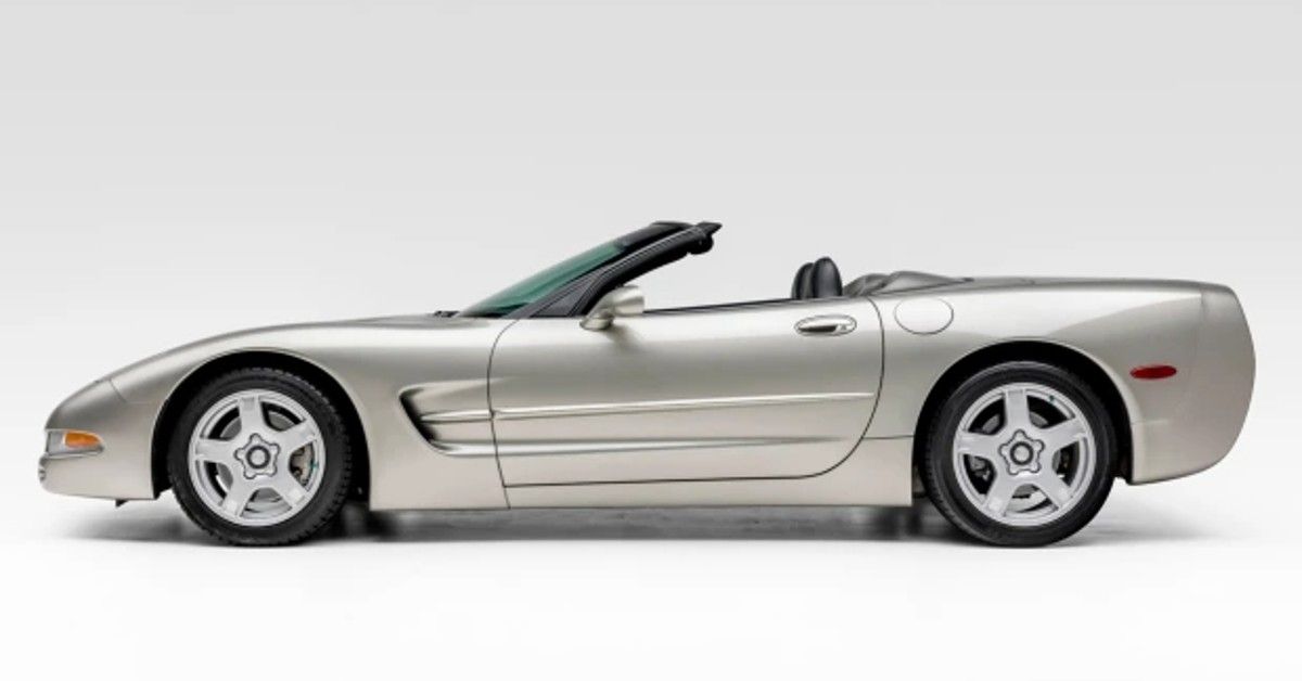 1999 Chevrolet Corvette side