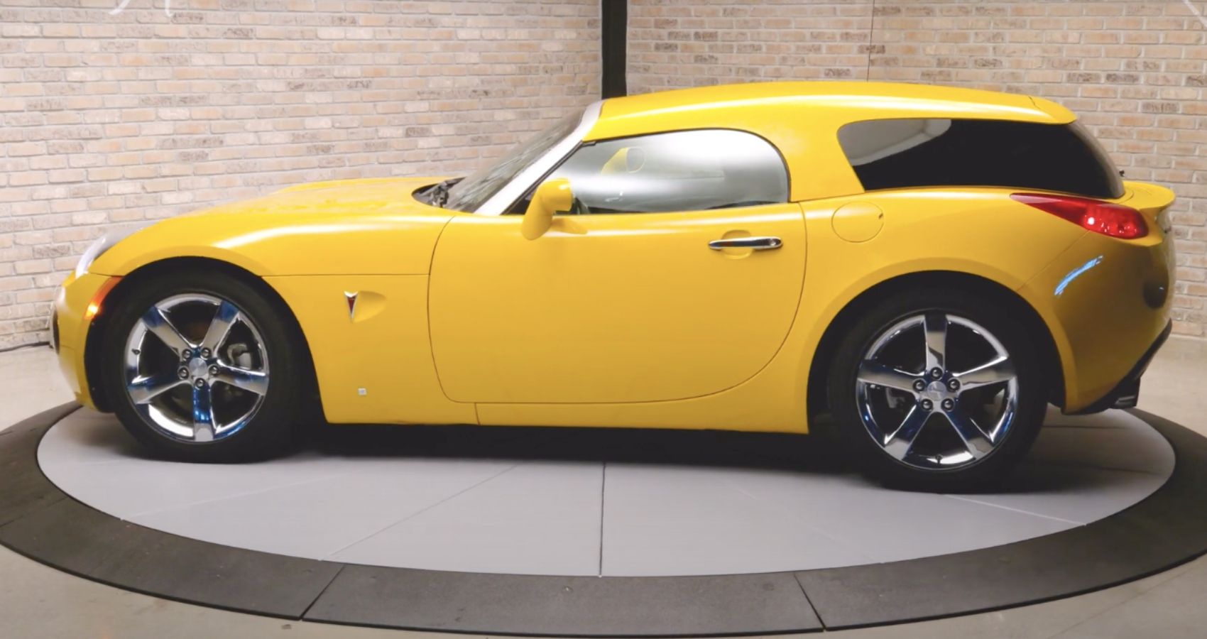 Pontiac Solstice Gxp Nomad Is A Cool Shooting Brake That You Didn't Know Of