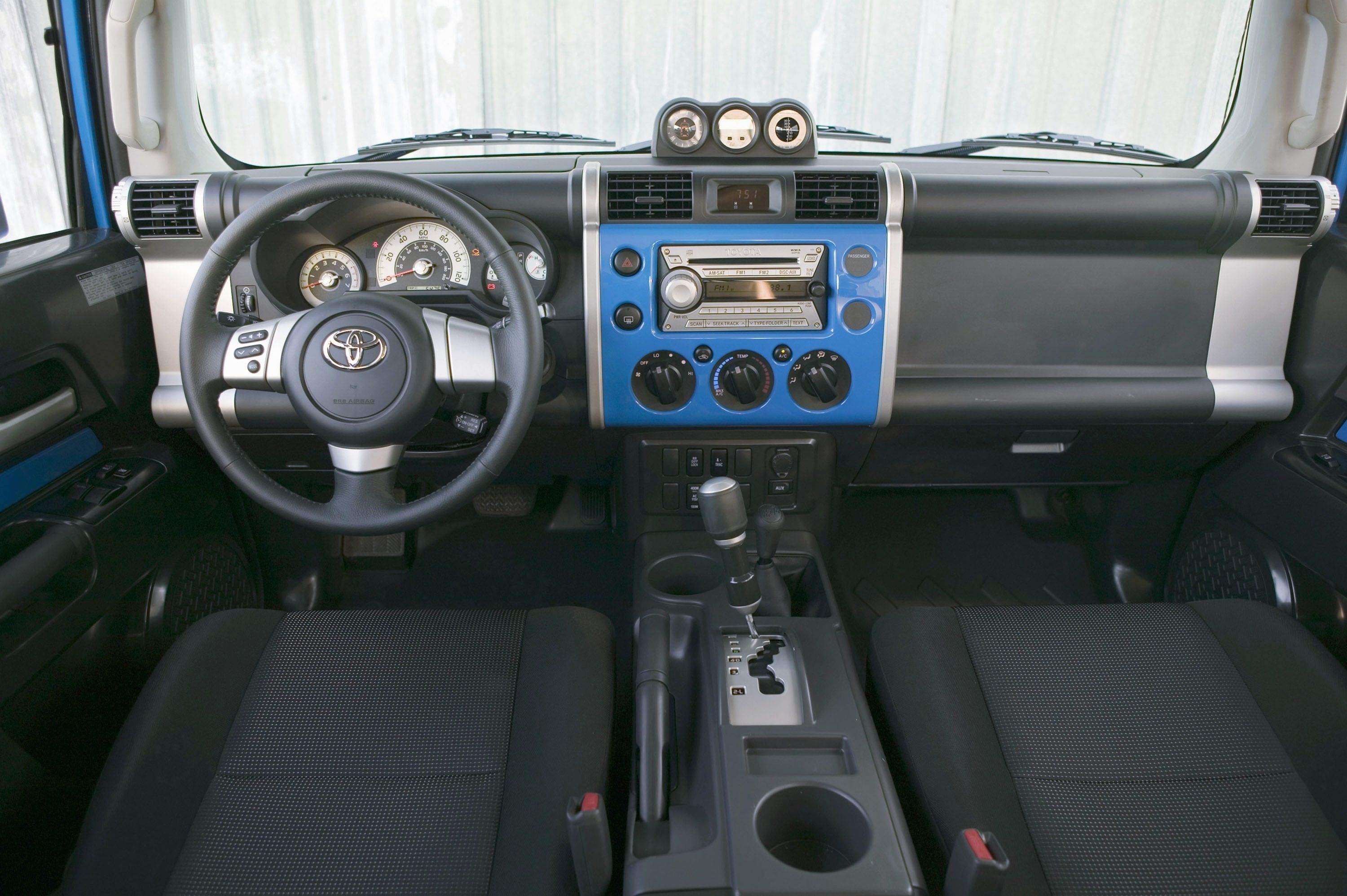 The interior of the 2010 Toyota FJ Cruiser. 