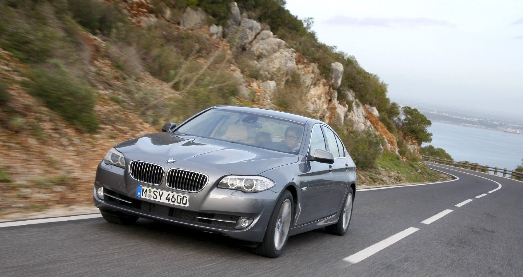 2010 f10 BMW 535i 3