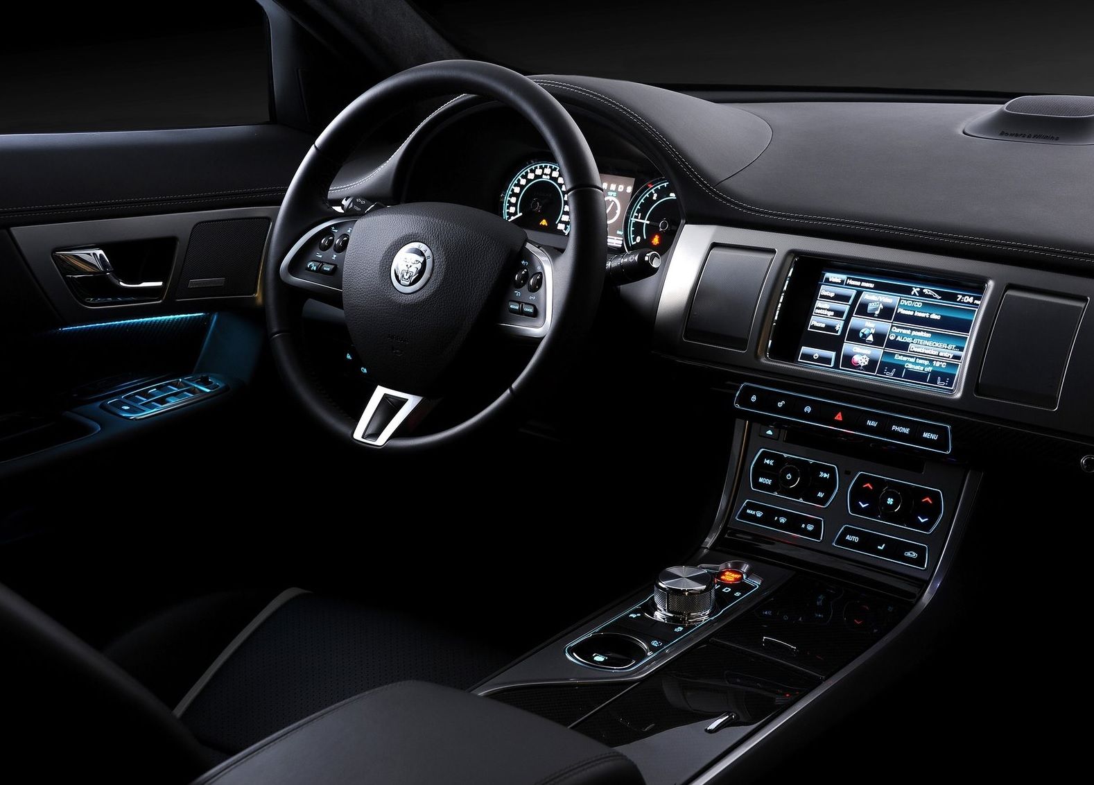 2012 Jaguar XF Interior Driver's Cockpit