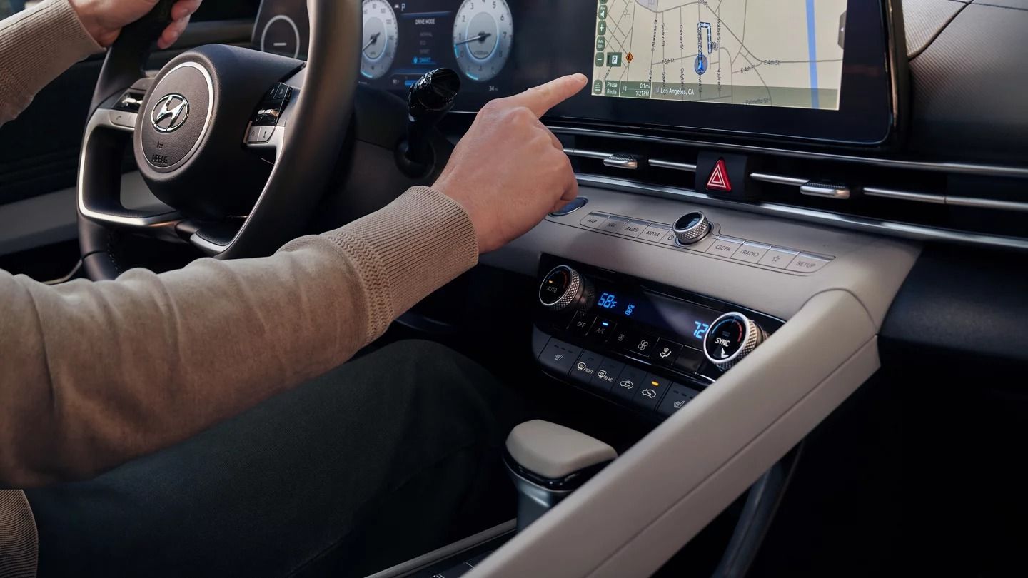 2022-Hyundai elantra Limted touch-screen-activation