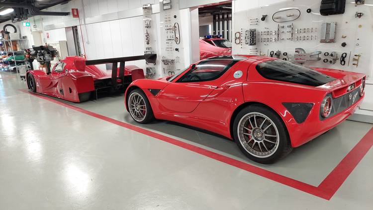 В музея на Alfa Romeo (СНИМКИ) 5 https://static1.hotcarsimages.com/wordpress/wp-content/uploads/2022/11/20221120_121819.jpg?q=50&fit=crop&w=750&dpr=1.5