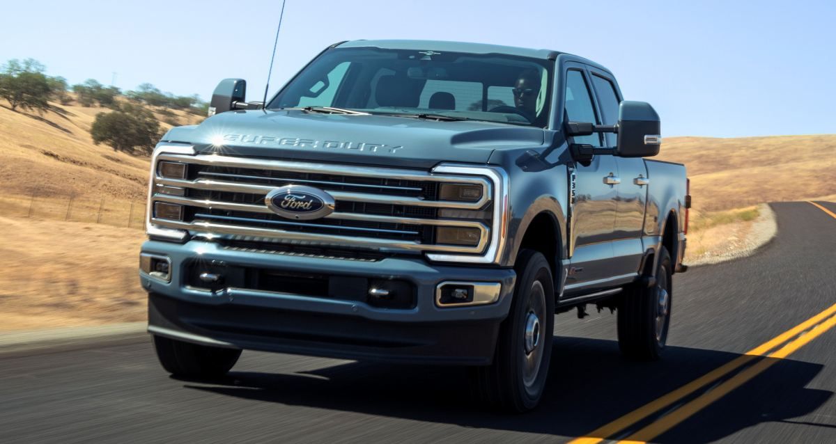2023 Ford F-Series Super Duty Front Driving
