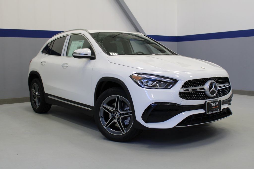 White 2023 Mercedes-Benz GLA 250 in a showroom