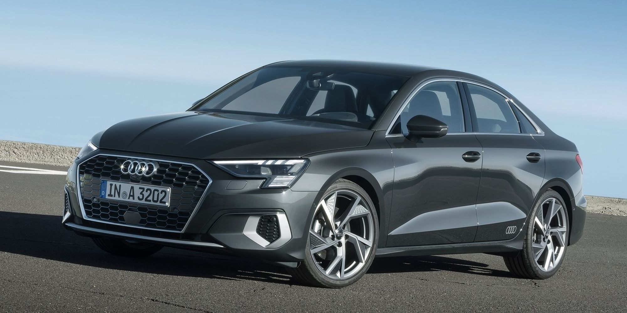 fecha de lanzamiento del sedán audi a3 2023