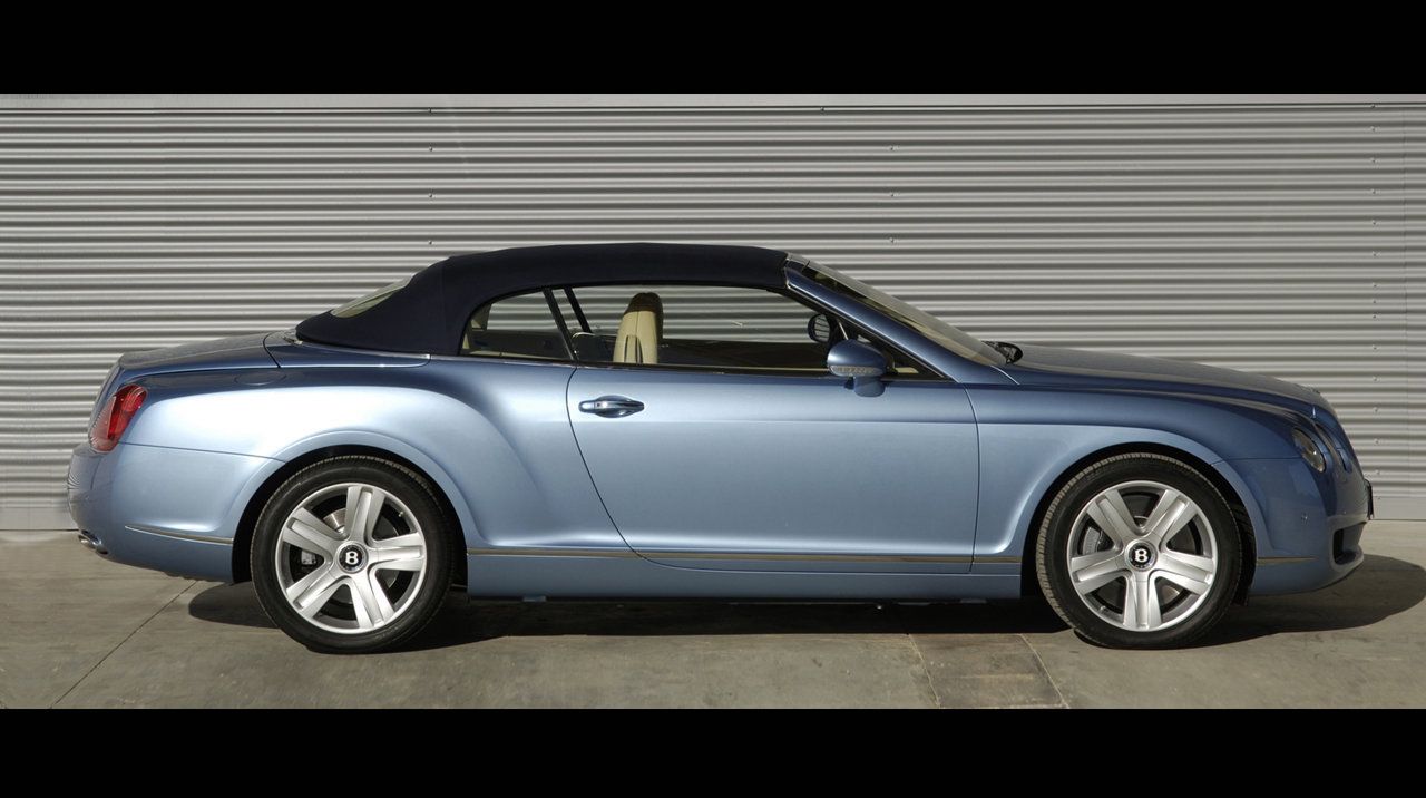 Bentley-Continental_GTC-2006-Side