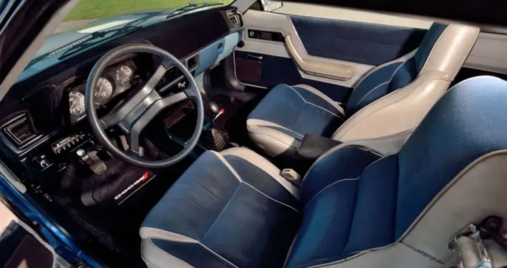 Dodge Charger Shelby interior