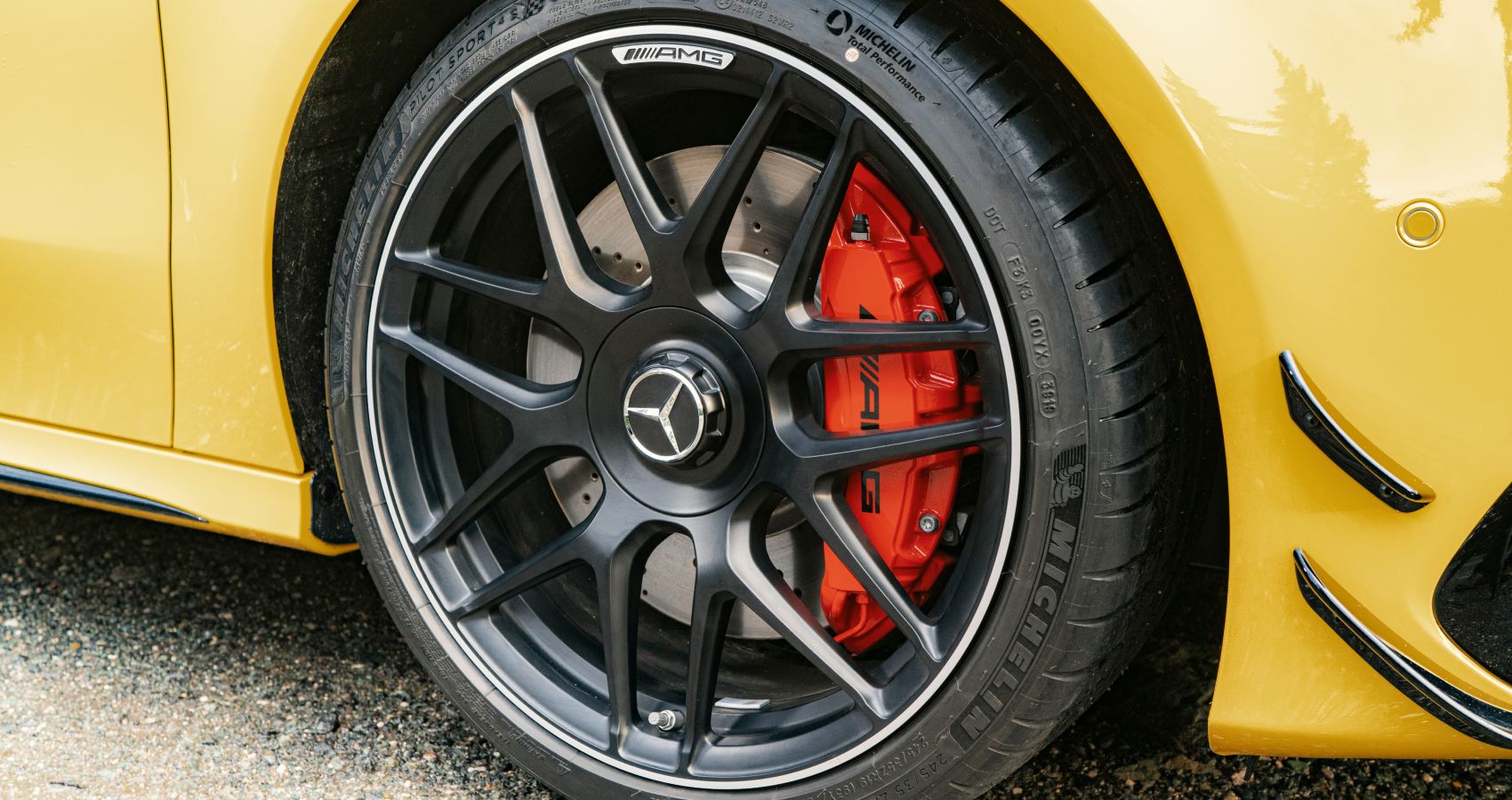 Mercedes-AMG A45 S High-Performance AMG Brakes