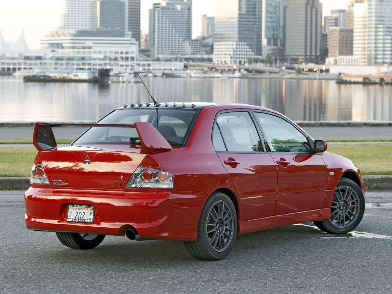 Mitsubishi-Lancer_Evolution_VIII_MR-2005-800-08