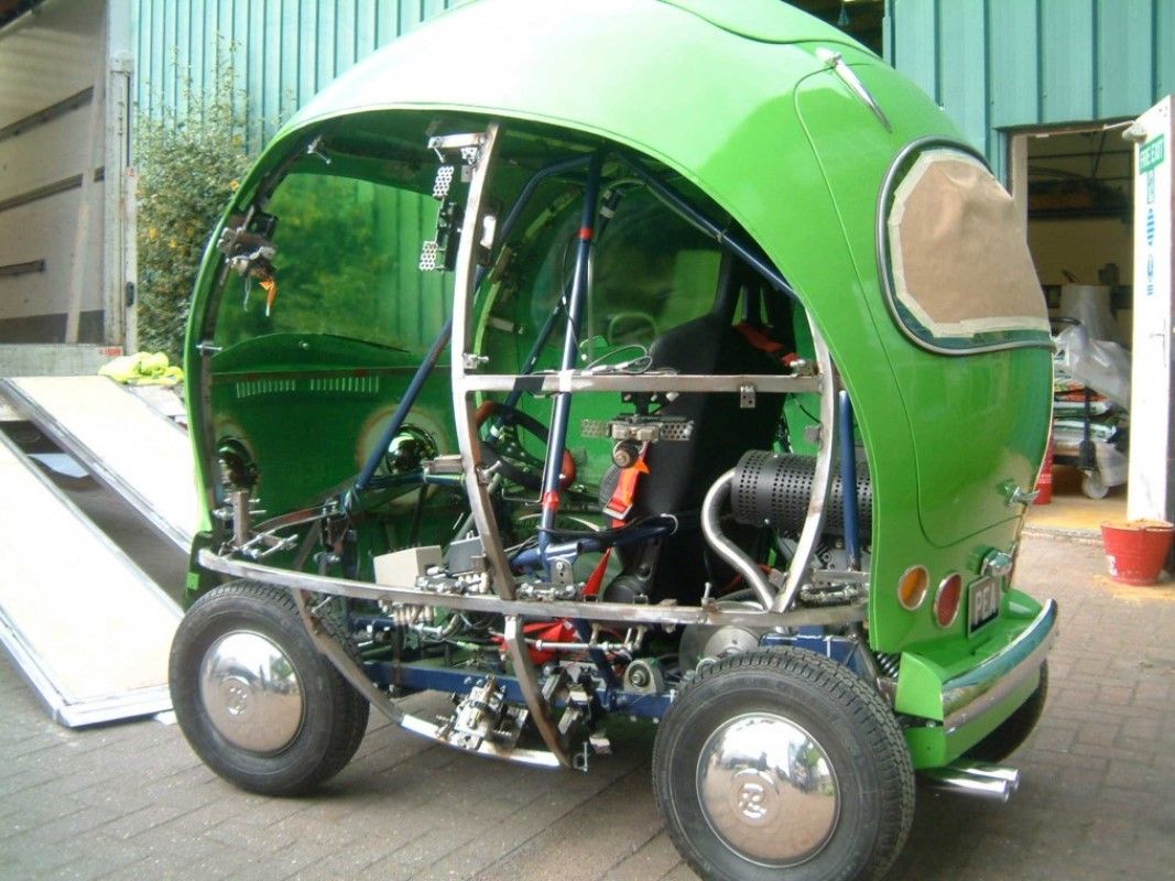 Volkswagen Pea car interior cut-out view