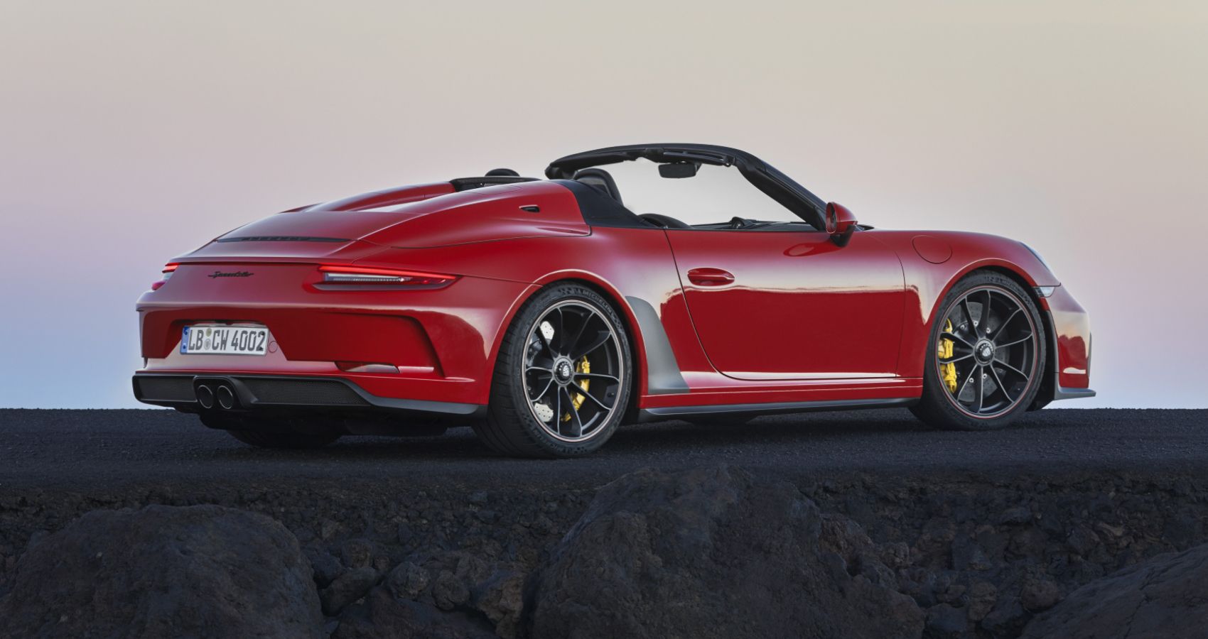 Porsche 911 Speedster Rear Quarter Image