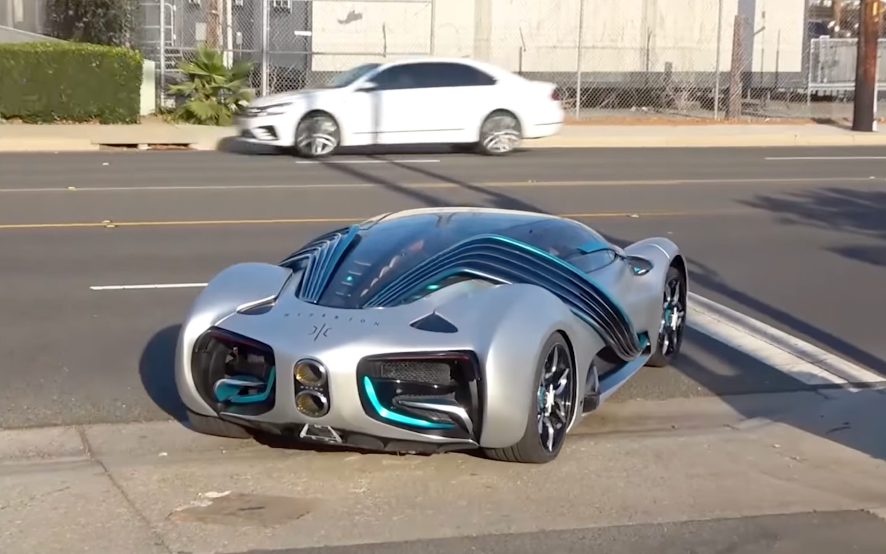 Silver Hyperion XP-1 Driven On To The Street