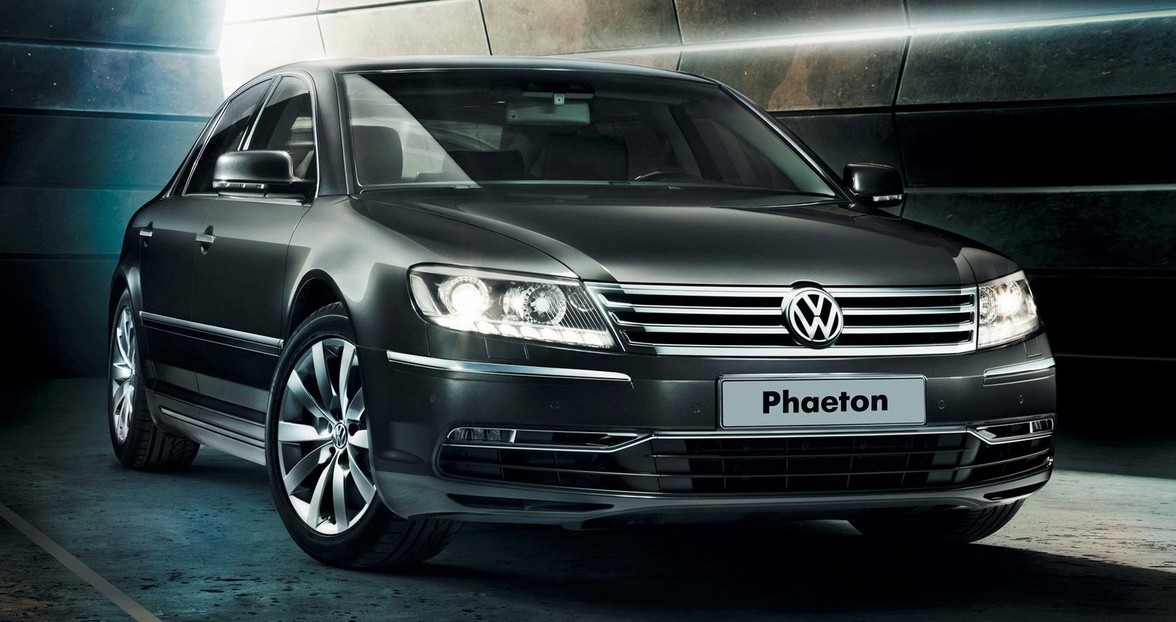 Volkswagen Phaeton - Front