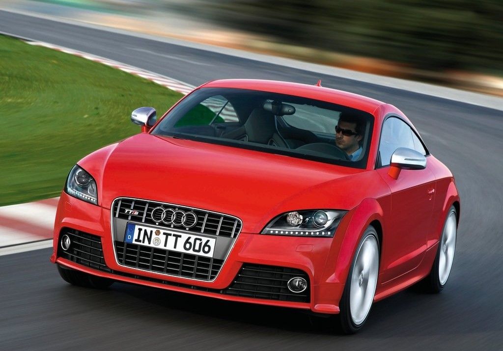 2009 Audi TTS - Front Quarter