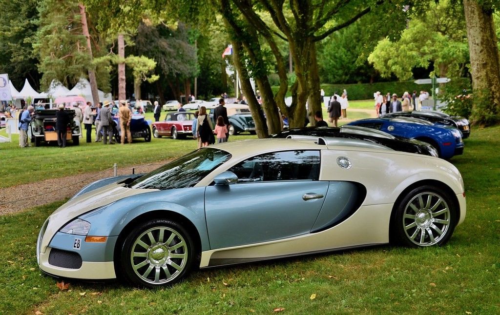 bugatti veyron 2 tone