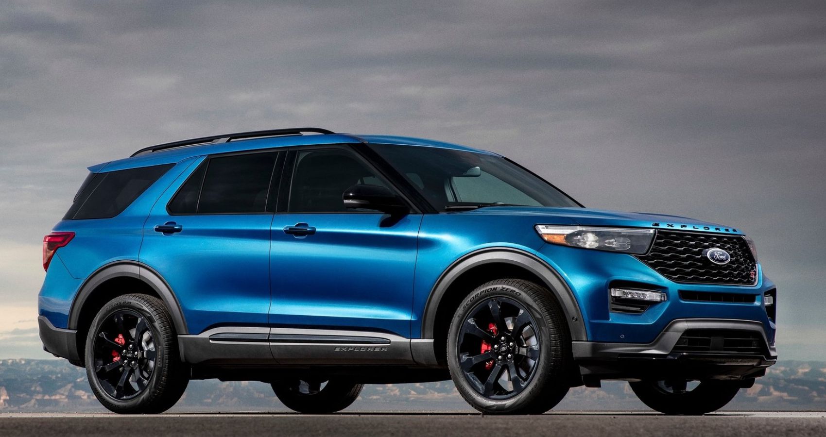 Ford Explorer 2023: Compact, Stylish, Electric