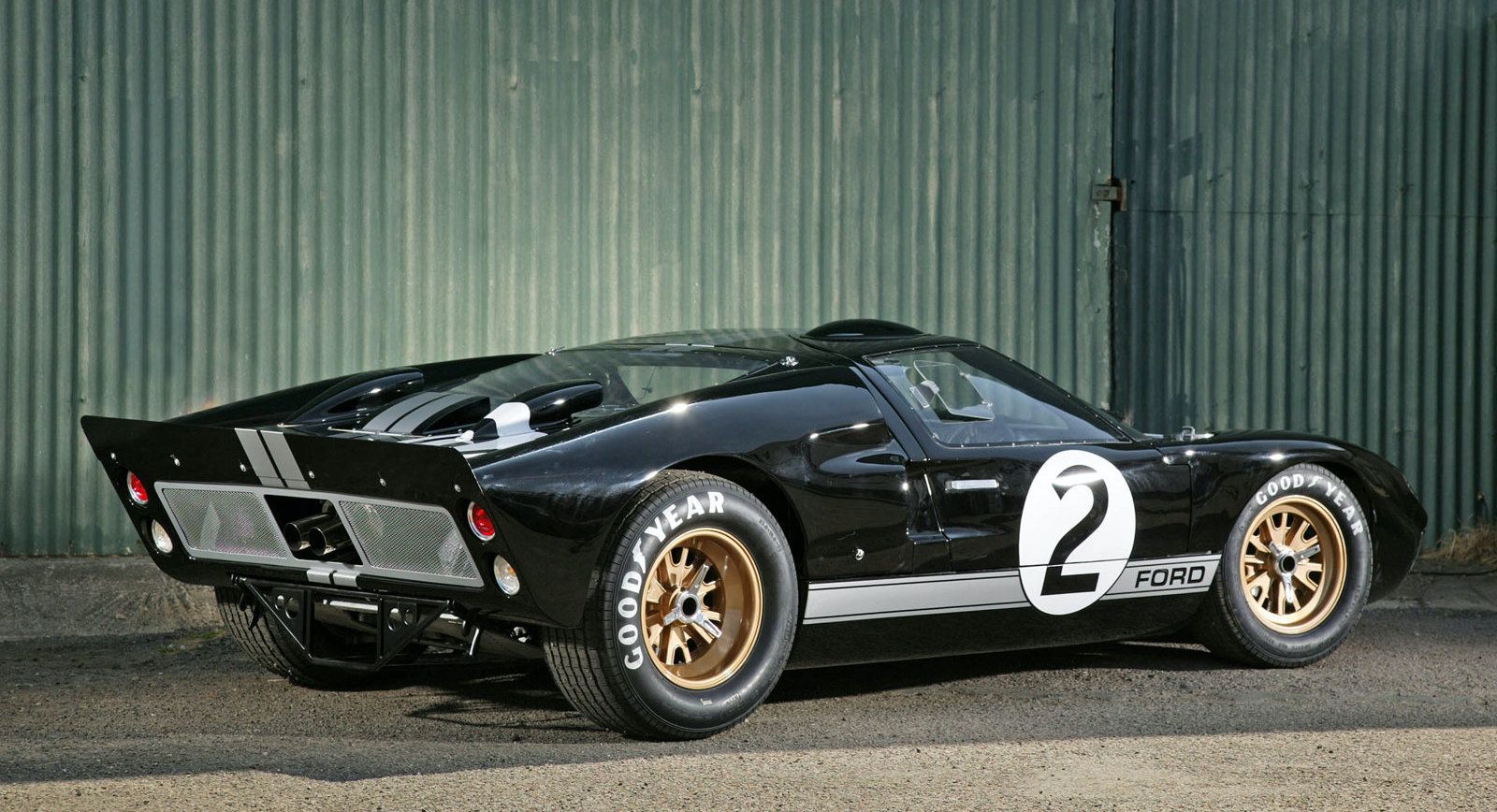 Ford-GT40-1966-1600-02