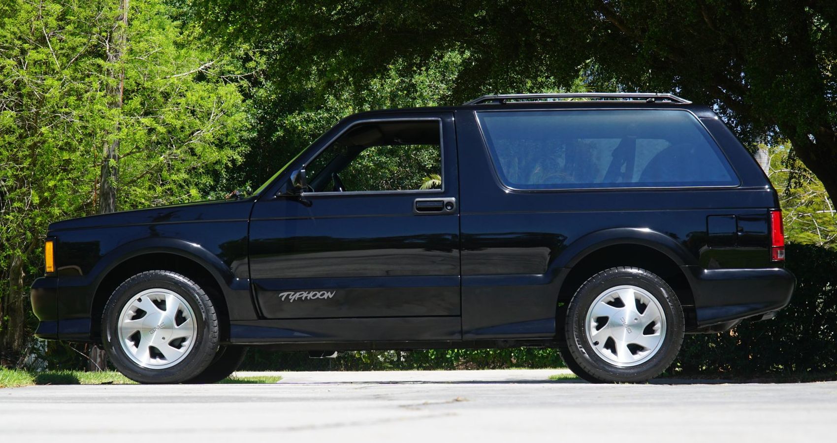 Here's What Only True Gearheads Know About The GMC Typhoon