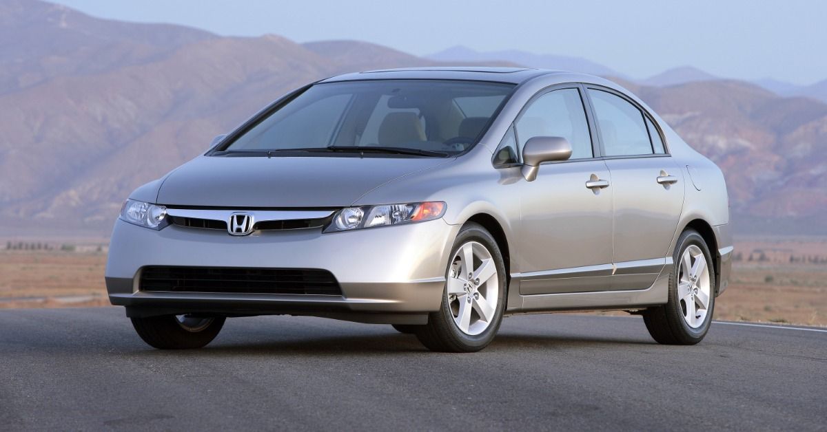 Here’s What You Need To Know Before Buying An 8th-Gen Honda Civic Si