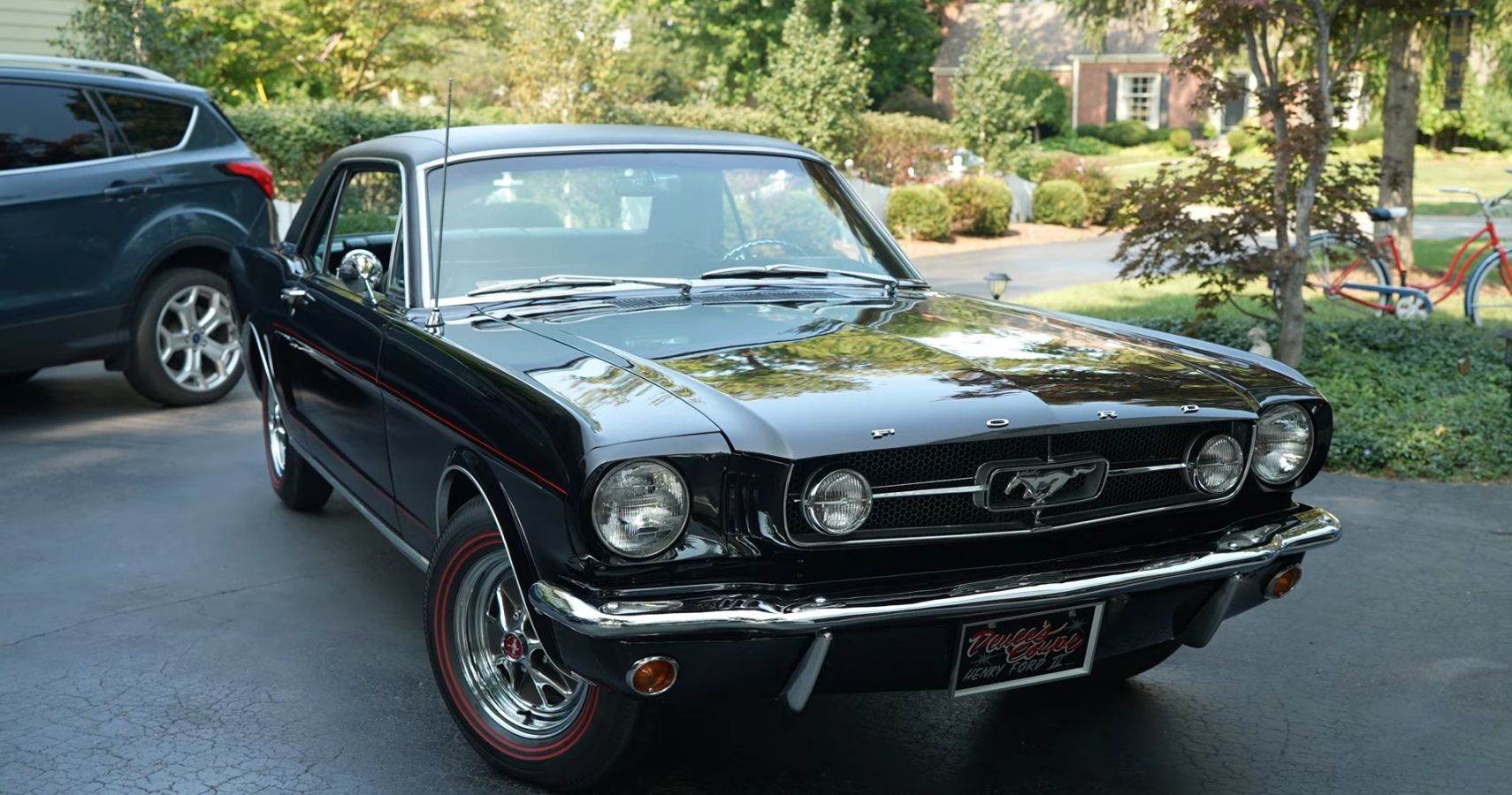 1963 Henry Ford Mustang Front Quarter View Right Side