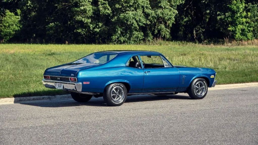 1970 Chevrolet Nova SS 396 Blue Right Side Profile