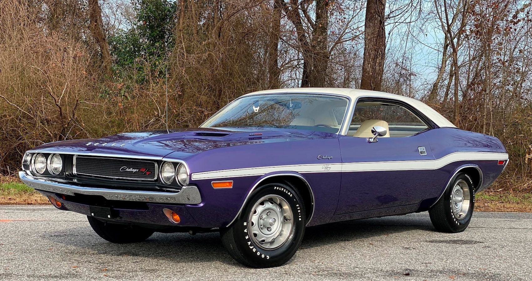1970 Dodge Challenger R:T in purple