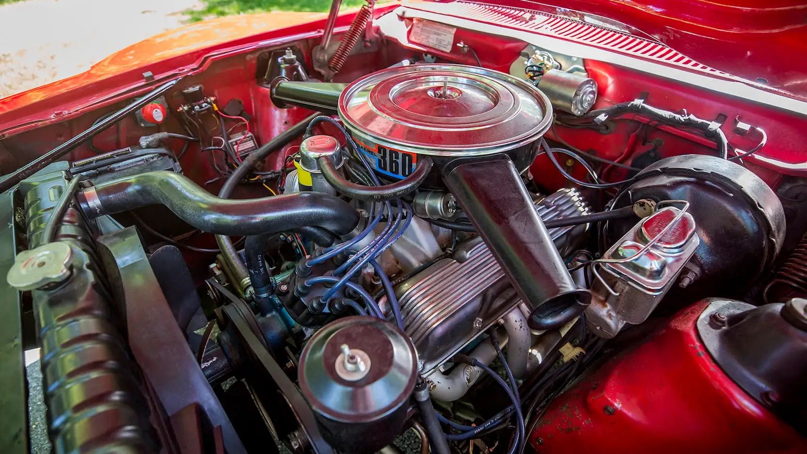 10 Reasons Why We Love The 1971 AMC Javelin AMX