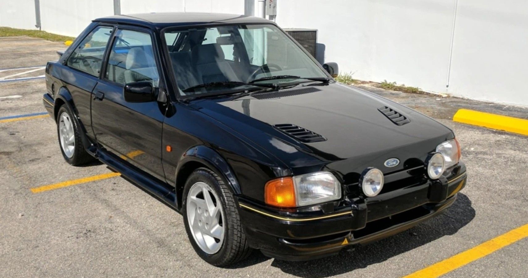 1988 Ford Escort RS Turbo front