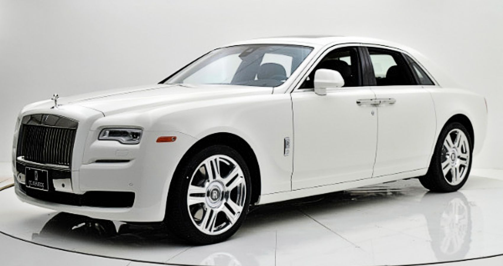 2017 Rolls-Royce Ghost White