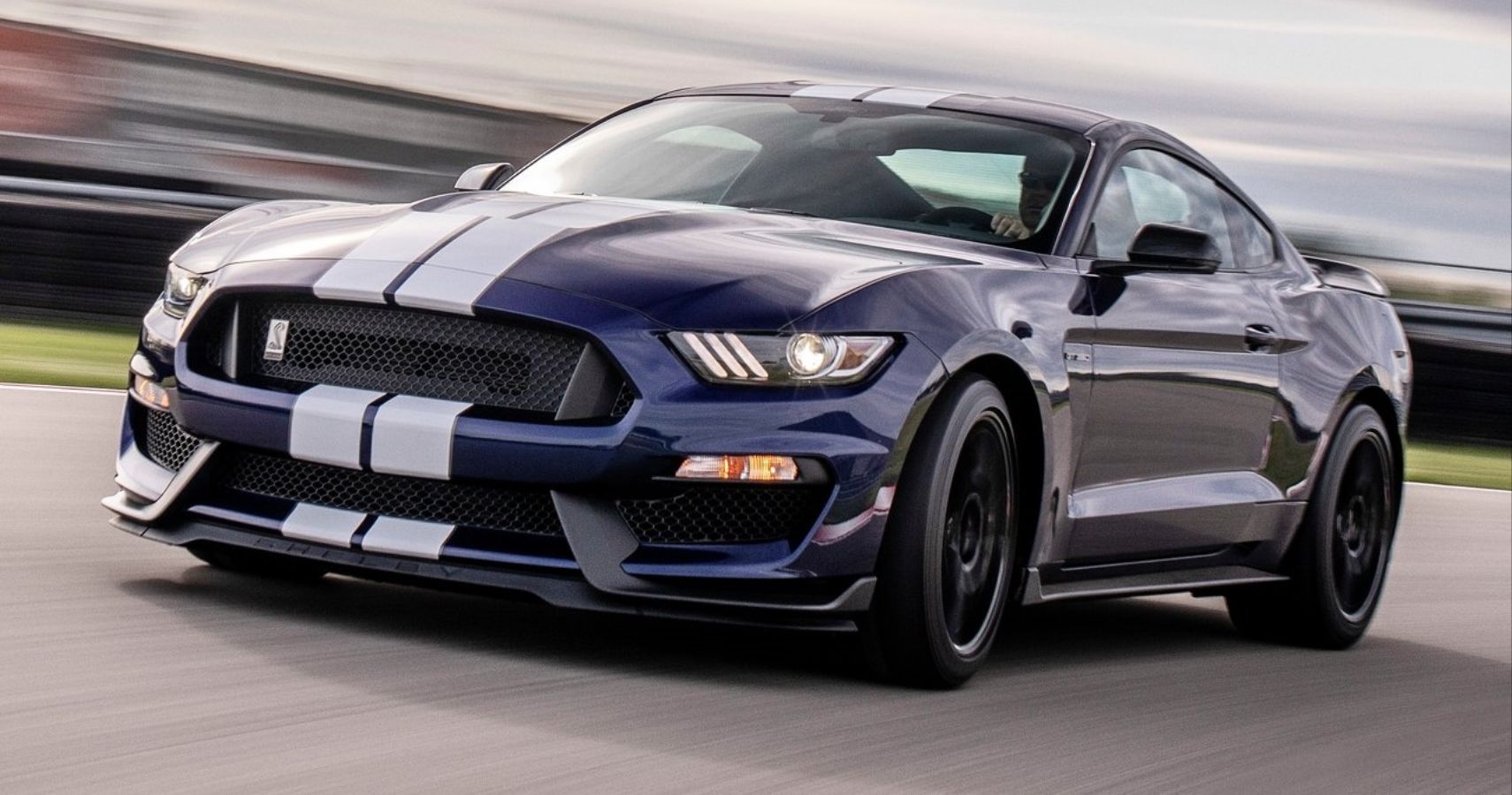 2020 Shelby GT350 Front Quarter View Blue And White Stripes