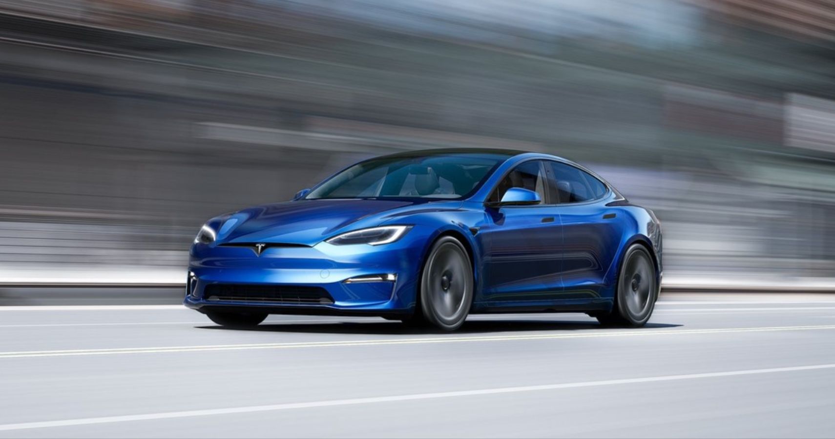 2021 Tesla Model S Front Quarter View Blue