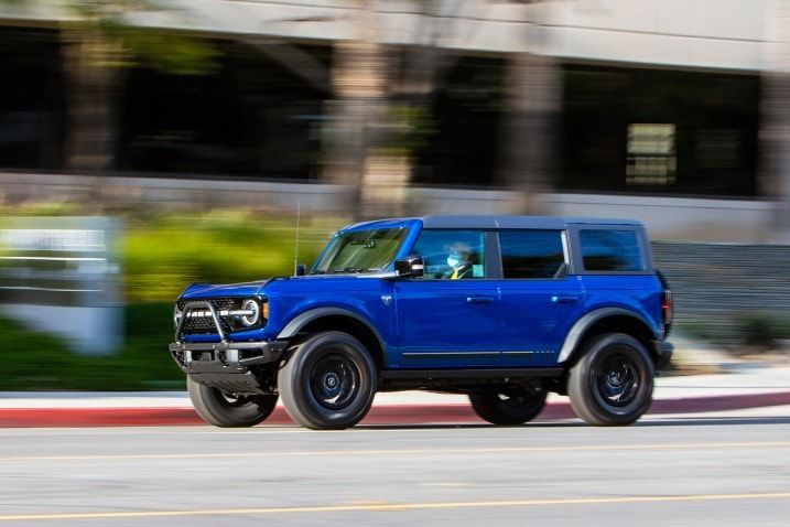 2021_ford_bronco First Edition lightning blue