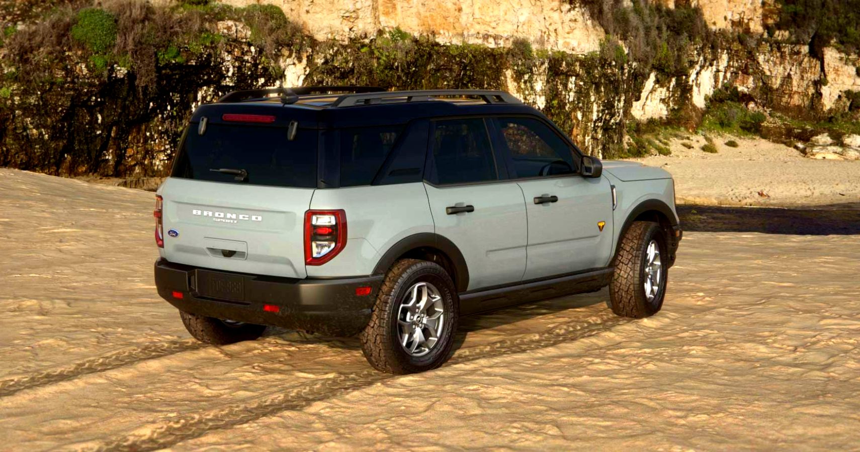 2022-ford-bronco-sport-exterior-rear-view