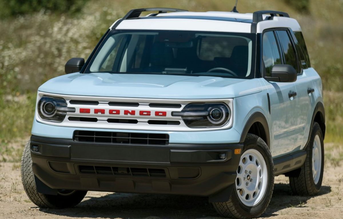 2023 Ford Bronco Sport Heritage Edition Exterior Front