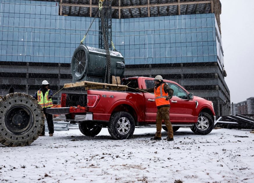 2023 Ford F-150 Lariat1