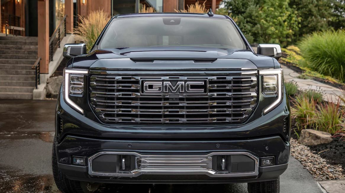 2023 GMC Sierra Denali Ultimate1