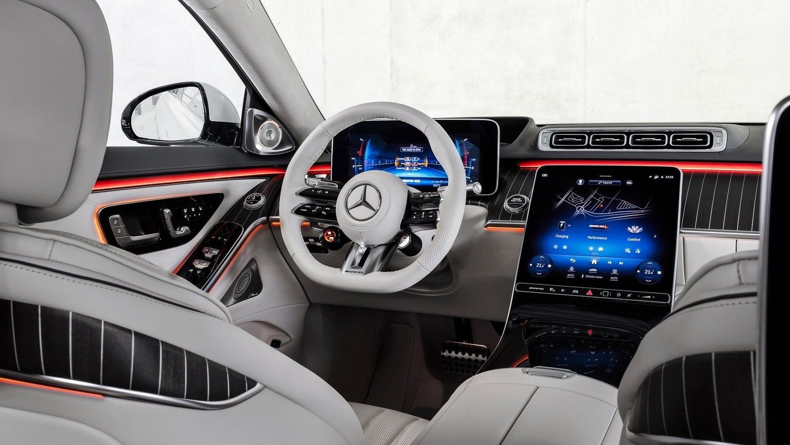 2023 Mercedes-AMG S 63 Hybrid Interior view