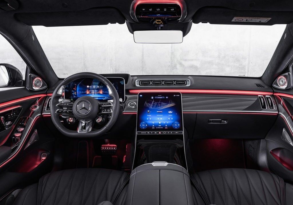 Interior del Mercedes-AMG S63 2023
