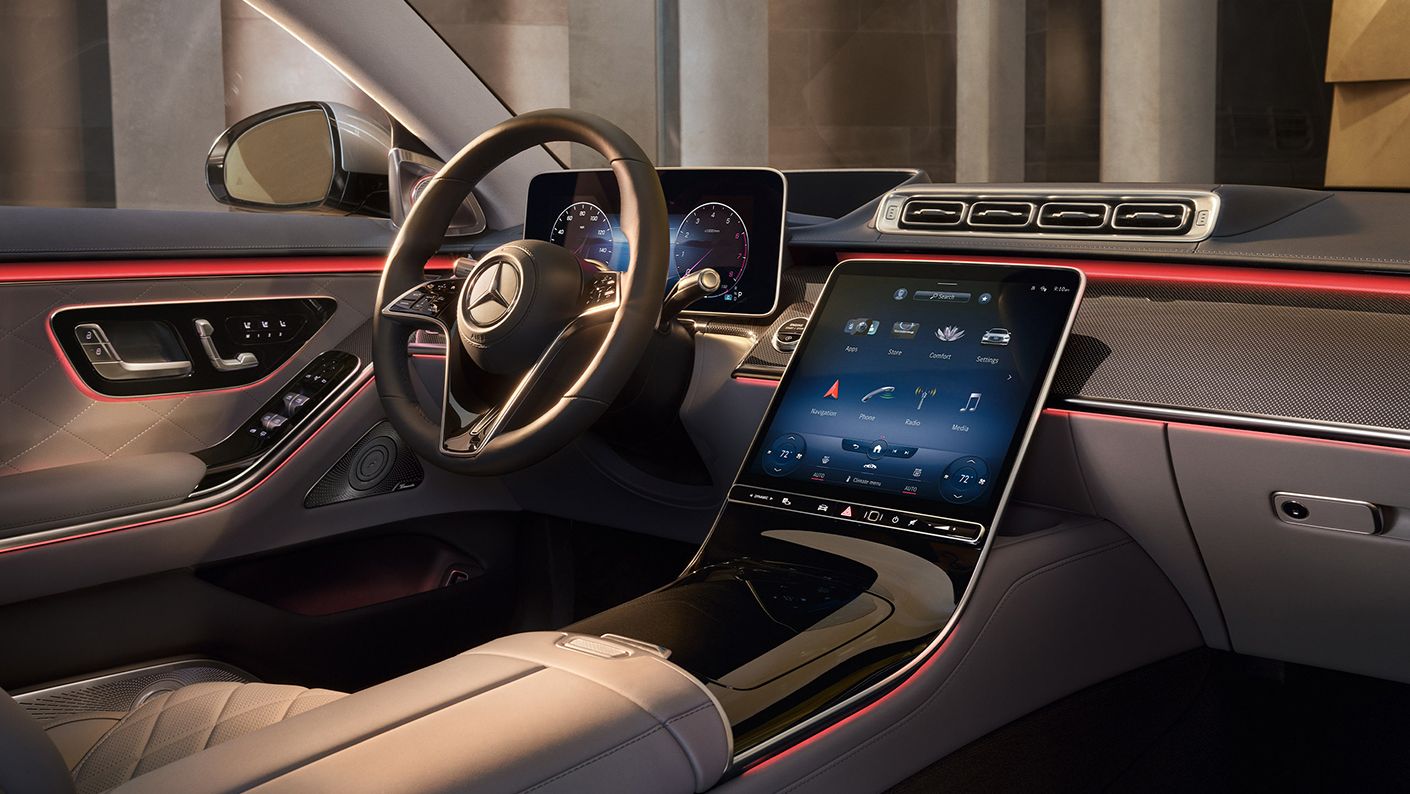 A shot of the 2023 Mercedes-Benz S-Class interior 