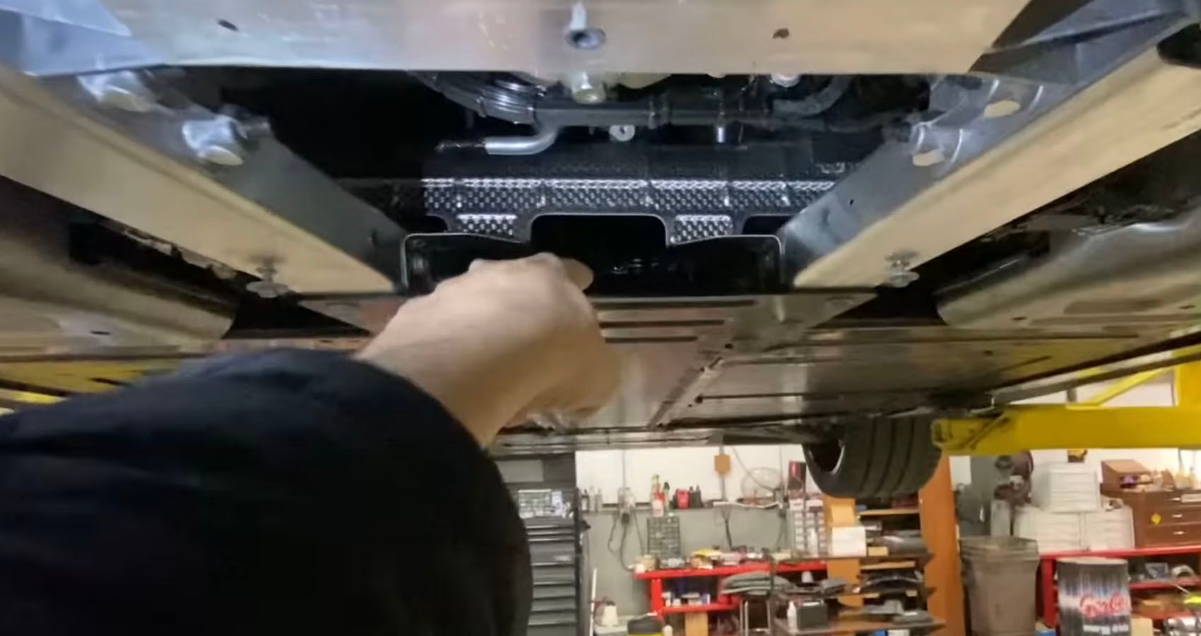 Hoovies Garage Tears Apart Brand New 2023 Corvette Z06 To Reveal