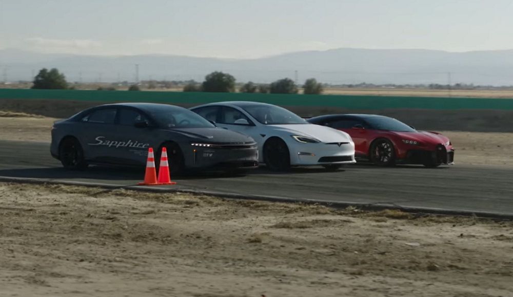 A Lucid Air Sapphire, Tesla Model S Plaid, and Bugatti Chiron Pur Sport Getting Ready To Race