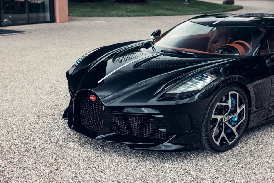 10 Crazy Facts About The Bugatti La Voiture Noire
