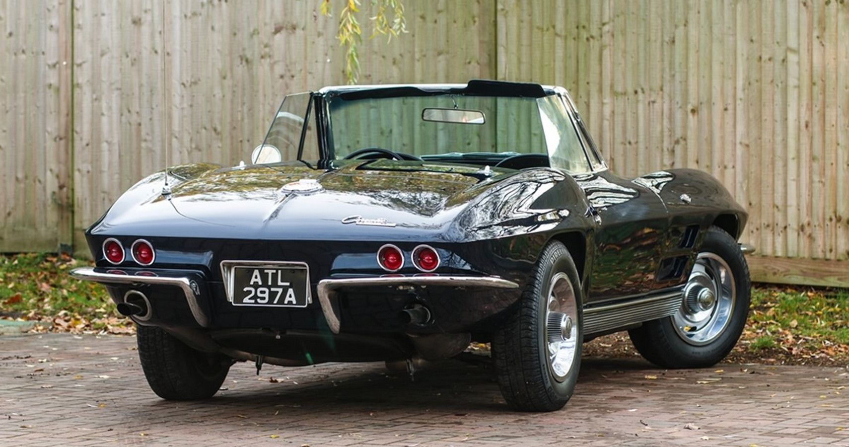 Corvette C2 - Rear